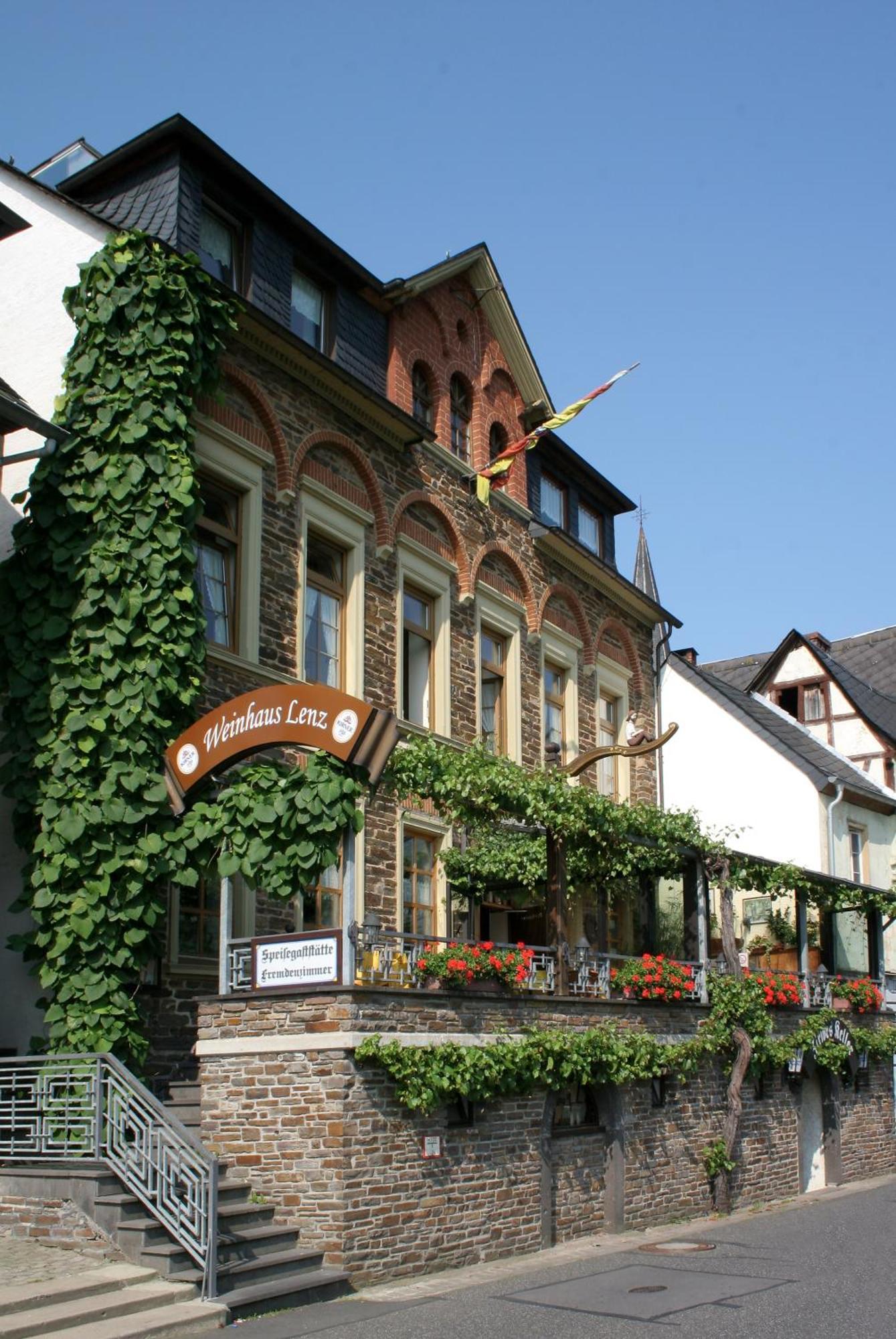 Hotel Weinhaus Lenz Briedern Esterno foto